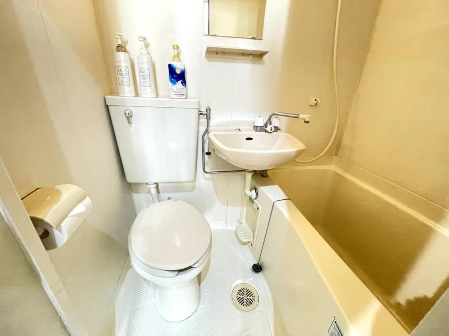 Comma House Takadanobaba 401 Apartment Tokyo